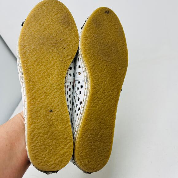 Loeffler Randall Leather Perforated Slip On Espadrille White Black Cap Toe - 9B - Picture 6 of 7